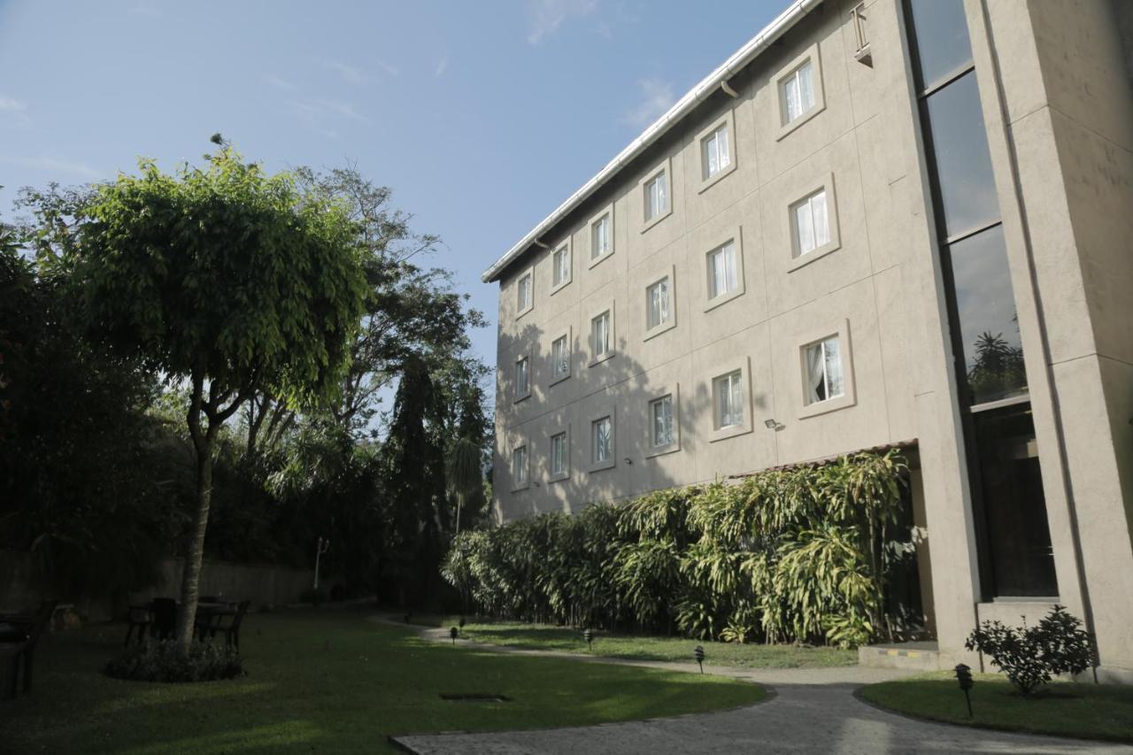 Hotel Gardenia Inn San Salvador Exteriör bild